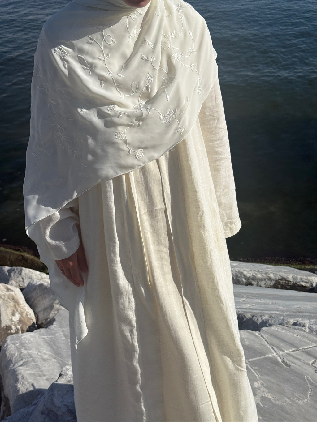 Embroidered Hijab Ivory